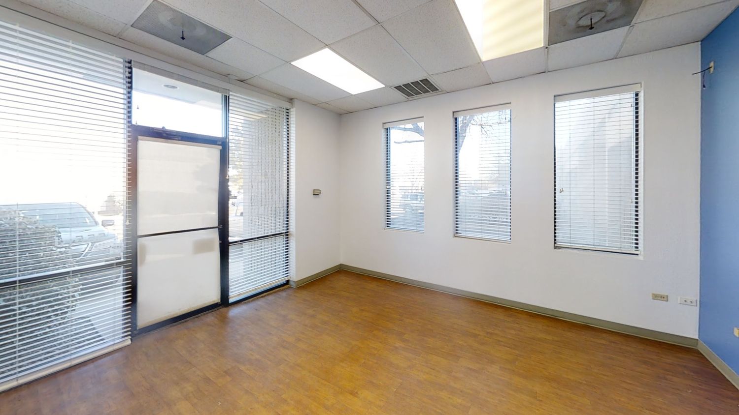 555 Burbank Unit J